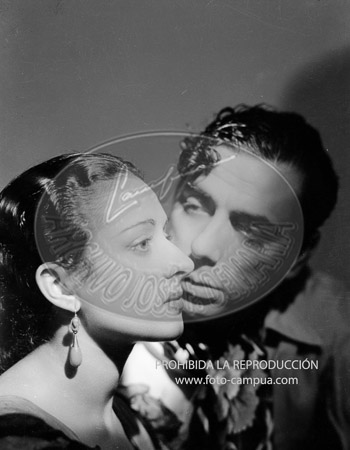 retratos de Lola Flores en el estudio Campua