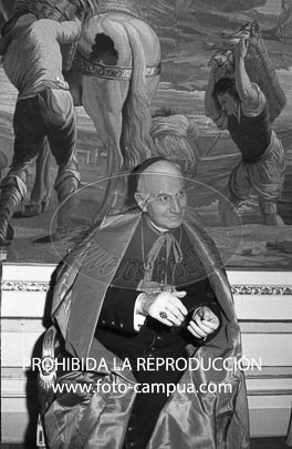 Audiencia de Franco al Cardenal Herrera Oria