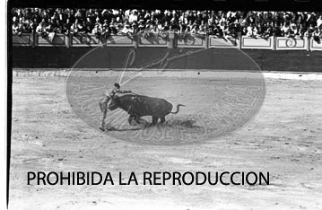 Corrida de Toros en San Sebastián. Manolo Bienvenida