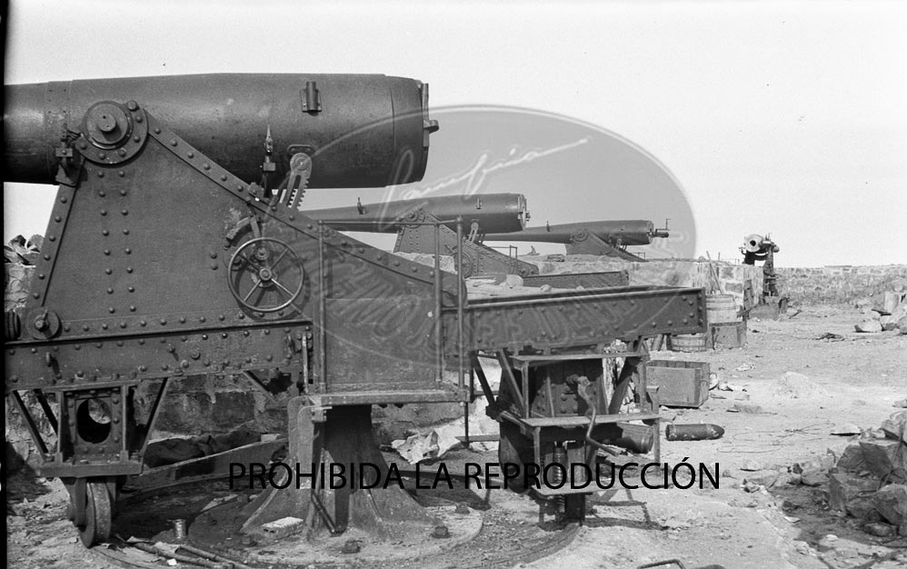 Defensas de artillería de costa del Cabo Machichaco de Santander