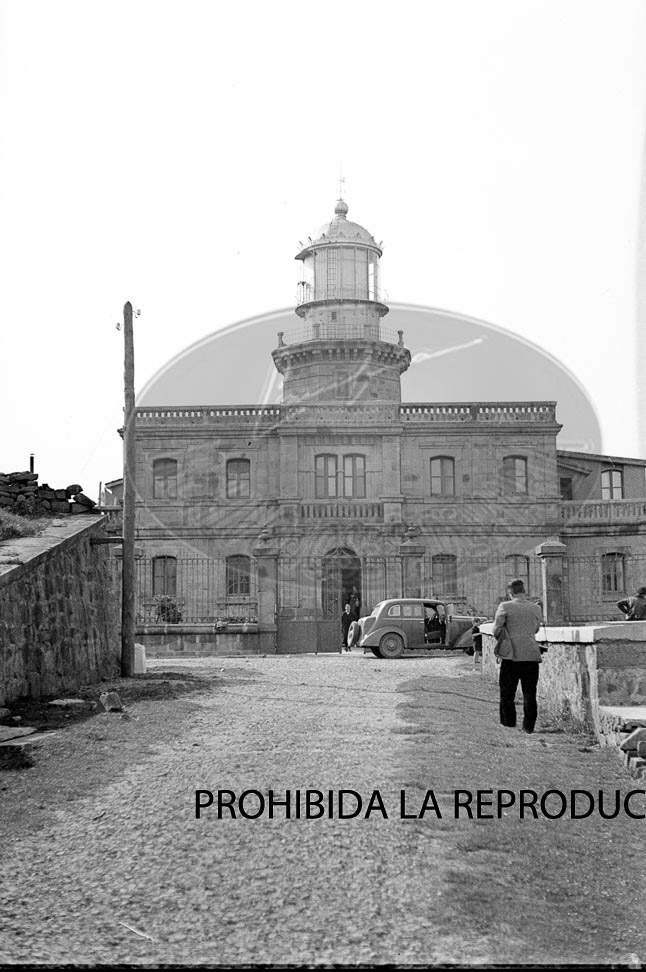 Defensas de artillería de costa del Cabo Machichaco de Santander