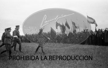 Condecoracion  a la Unidad Italiana Flechas Negras en Mérida