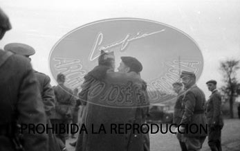 Condecoracion  a la Unidad Italiana Flechas Negras en Mérida