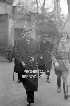 Formacion del primer gobierno de Franco
