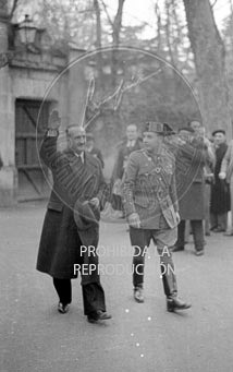 Formacion del primer gobierno de Franco