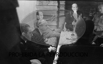 Exposicion de armas cogidas al enemigo