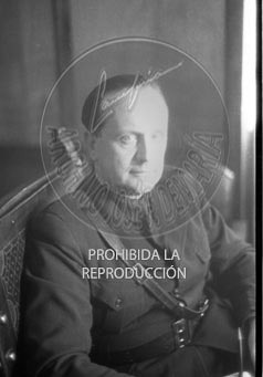 Fernandez Cuesta en su despacho de Burgos