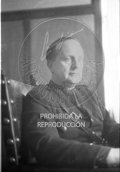 Fernandez Cuesta en su despacho de Burgos