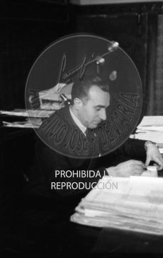 Fernandez Cuesta en su despacho de Burgos