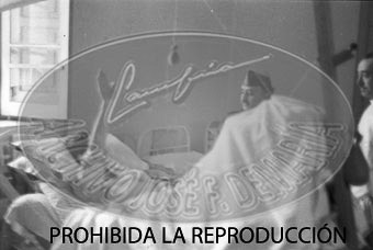 Franco visita el hospital de Burgos