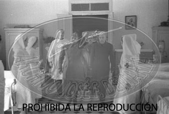 Franco visita el hospital de Burgos