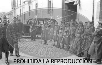 Franco visita el hospital de Burgos