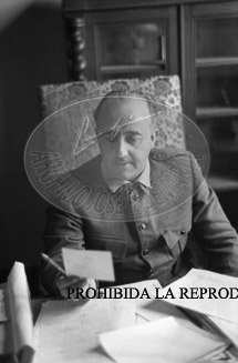 Franco en el centro de operaciones