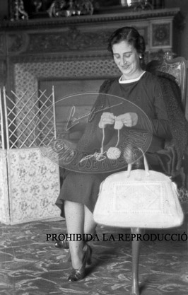 La familia Franco en su casa