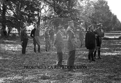 Frente de Aragón, Franco montando a caballo