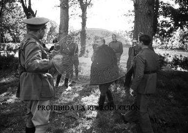 Frente de Aragón, Franco montando a caballo
