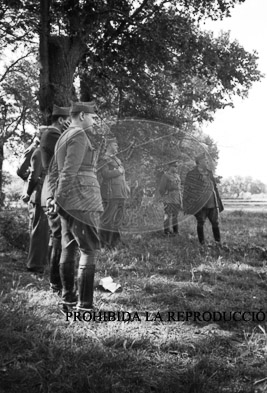 Frente de Aragón, Franco montando a caballo