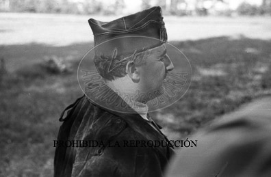 Frente de Aragón, Franco montando a caballo