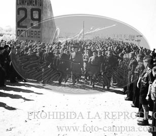 Concentracion de la Falange y de la OJE en Sevilla, 1938. Campamento 29 de Octubre
