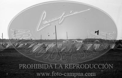 Concentracion de la Falange y de la OJE en Sevilla, 1938. Campamento 29 de Octubre
