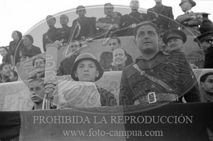 Concentracion de la Falange y de la OJE en Sevilla, 1938. Campamento 29 de Octubre