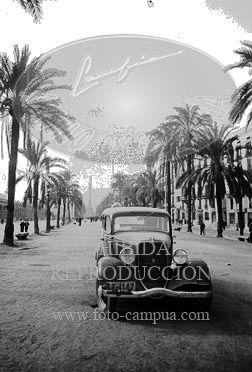 Toma de Barcelona. Los Nacionales en el Palacio San Jorge. Imagenes del puerto