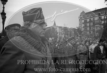 Toma de Barcelona por el Ejército Nacional, Misa de accion de gracias en la Plaza de Cataluña