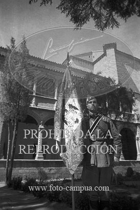 Jura de Bandera en la Academia de Alféreces Provisionales de Avila