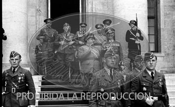 Imposición de condecoraciones