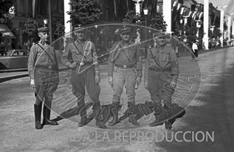 Imposición de condecoraciones