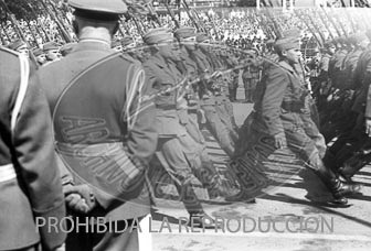 Desfile de la Legión Cóndor en Berlin