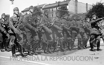 Desfile de la Legión Cóndor en Berlin