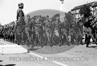 Desfile de la Legión Cóndor en Berlin