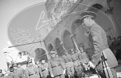 Actos en honor de los defensores del Alcazar de Toledo, presididos por el general García Valiño