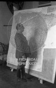Franco ante los mapas
