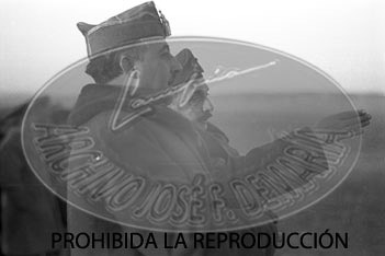 Franco con Davila en el frente de Teruel