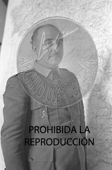 Franco ante los mapas
