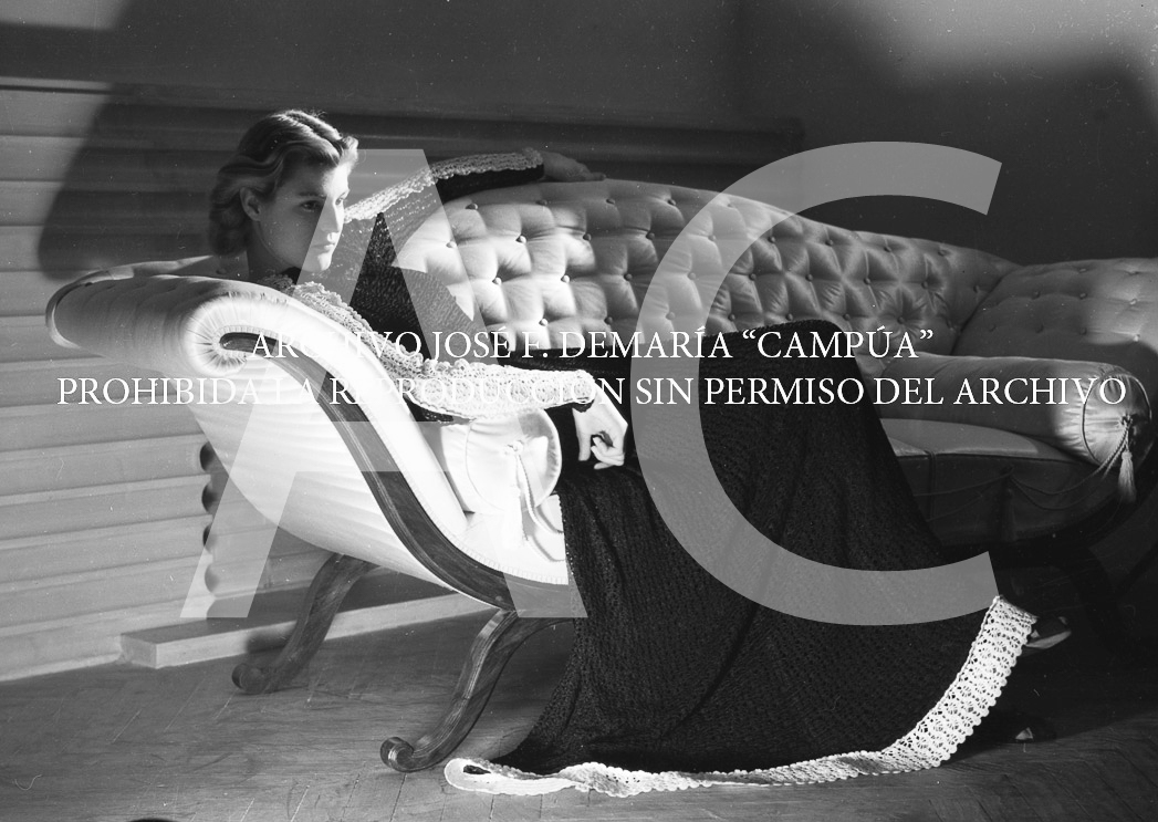 Modelos de Yvonne Letonge