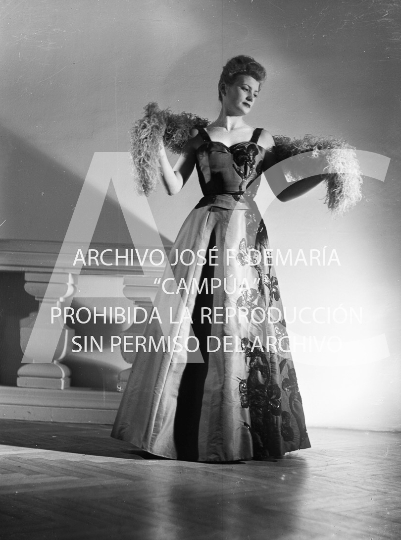 Maebel, diseños de alta costura española