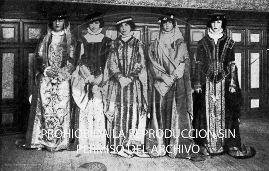 Homenaje a Alfonso XIII en la Universidad de Alcalá de Henares