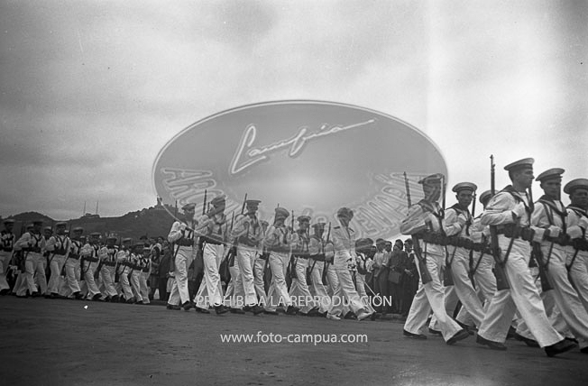 Inauguración del monumento a los Caidos del Baleares 16 junio 1941