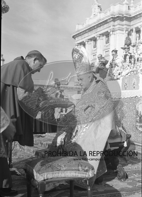 Coronación de la Virgen de La Almudena, 10 de noviembre de 1948