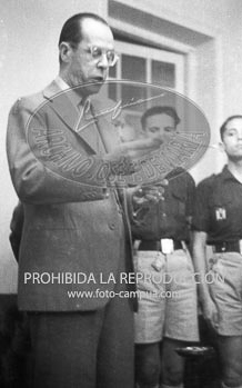 El General Peron Presidente Honorario de Falange Española