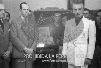 El General Peron Presidente Honorario de Falange Española