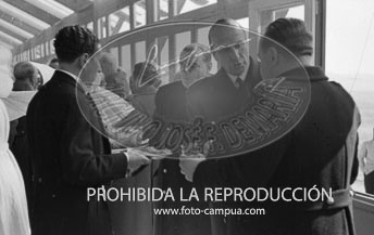Franco inaugura el hospital de Guadarrama