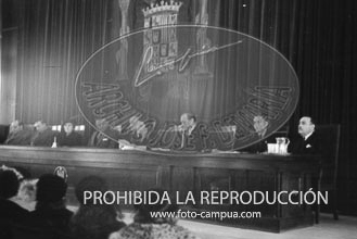 La Escuela de Estiomatología recibe un reconocimiento por el embajador de Argentina