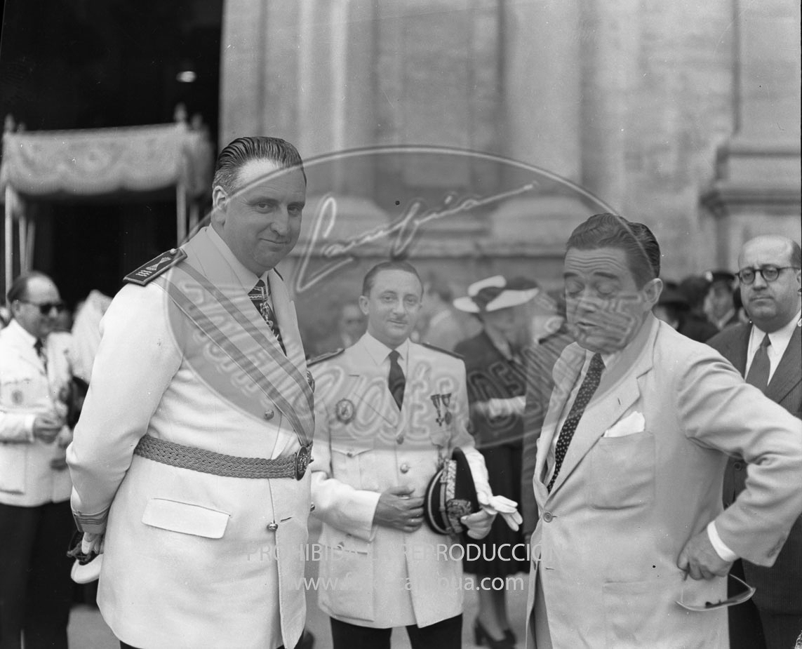 Franco visita la Catedral de Vic