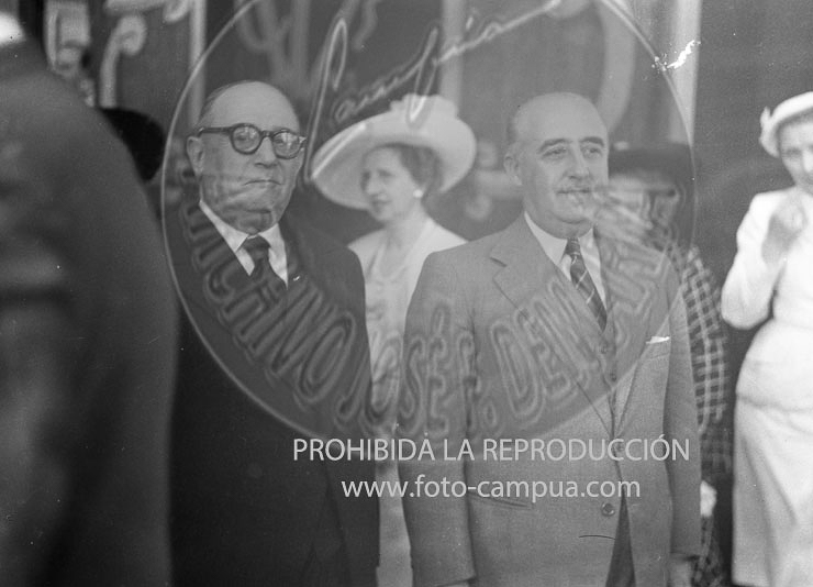 Corrida de Toros en Barcelona en honor a Franco