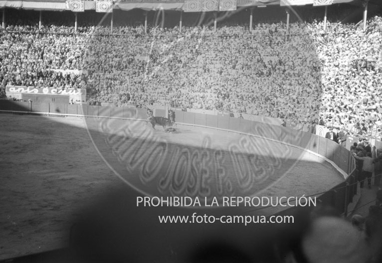 Corrida de Toros en Barcelona en honor a Franco