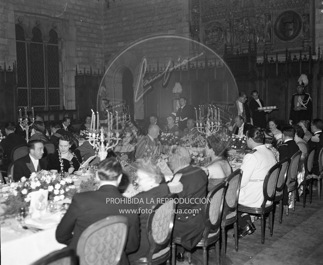 Franco visita Barcelona